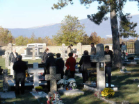 Raspored sv. misa po grobljima u na&scaron;oj župi na blagdan Svih Svetih i Du&scaron;ni dan 2025.god.